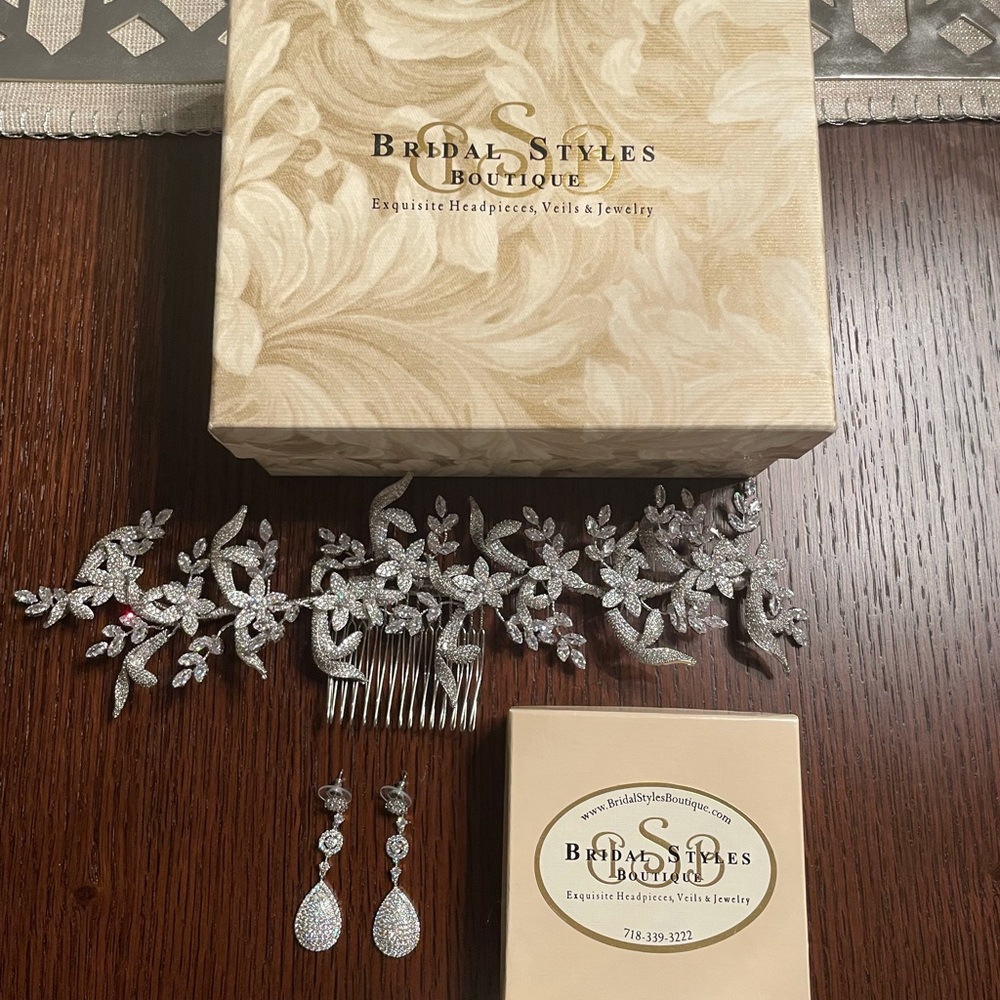 BRIDAL HEADPIECE AND EARRINGS